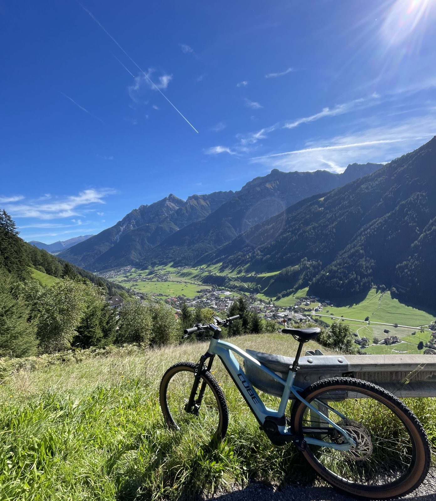 Mit dem E-Bike über Neustift im Stubaital